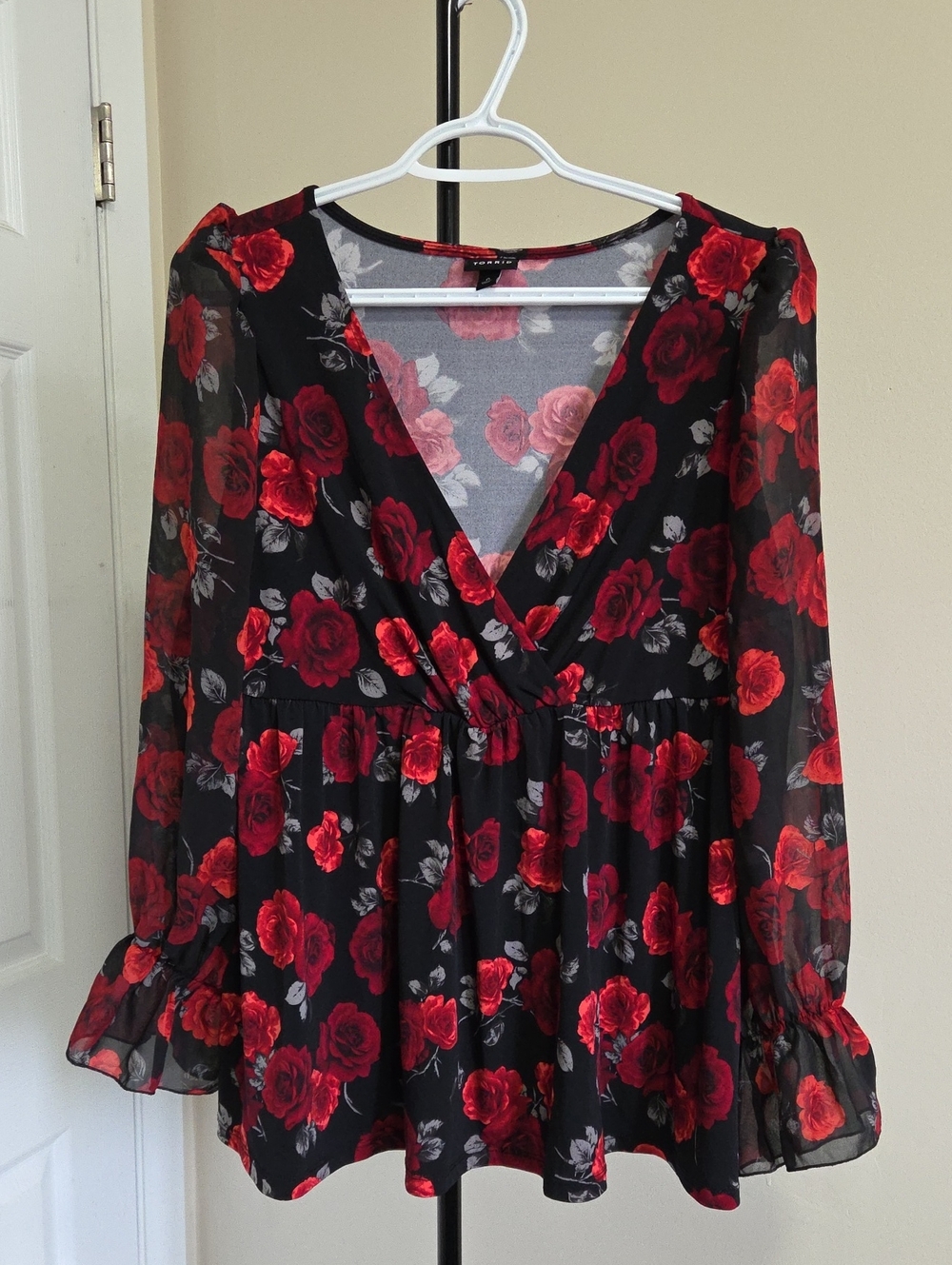 torrid Plus Size Black Blouse with Red Rose Print Peplum